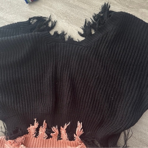 Off the shoulder black knitted sweater - Picture 6 of 8